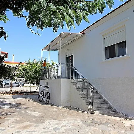 Holiday Home * ניקיטי